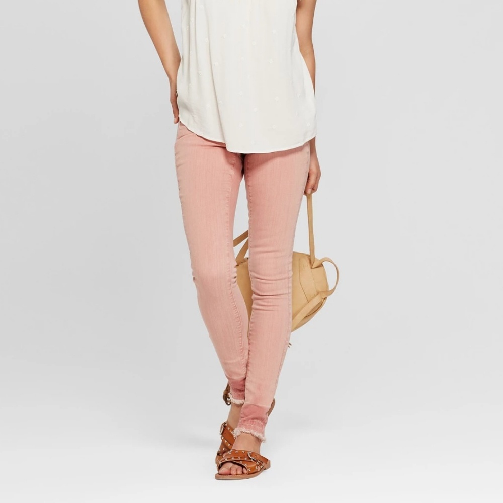 Universal Thread pink jeans